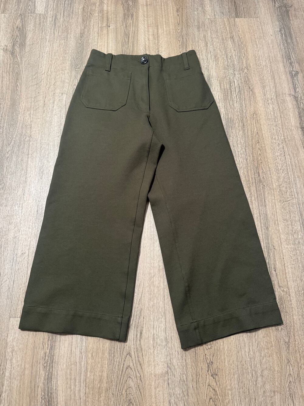 Quince Women's Olive Green Wide-Leg Chino Pants with Patch Pockets